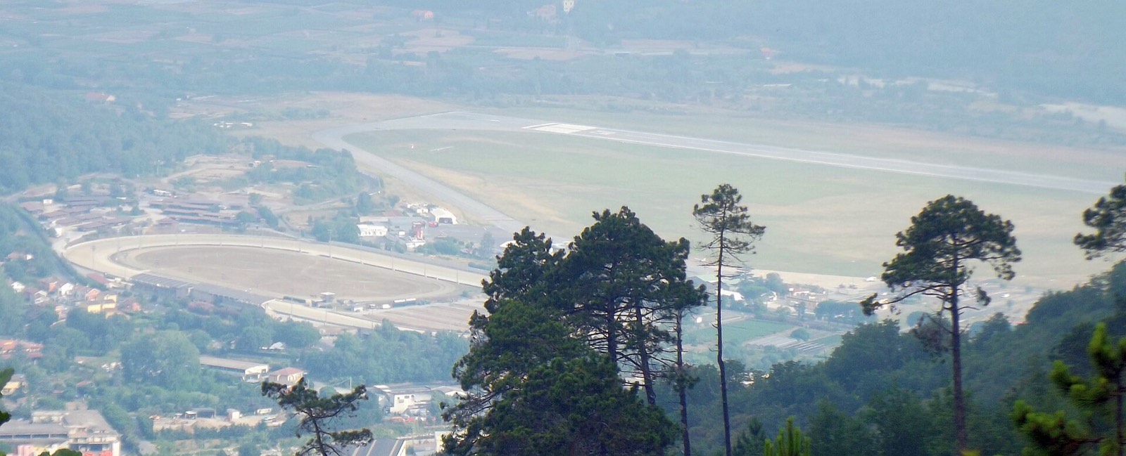 Riviera Airport: Villanova d’Albenga